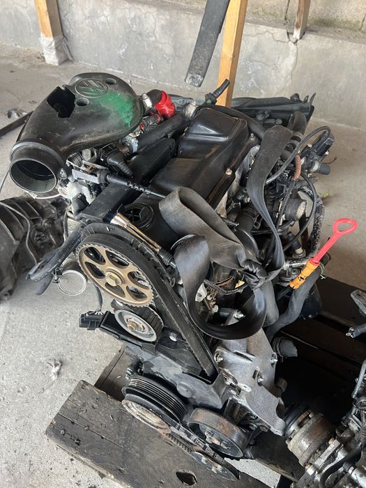 Двигатель на гольф пассат 1.8 моно