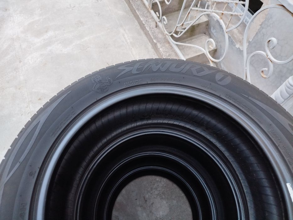 215 55 R17 Shina Sentury