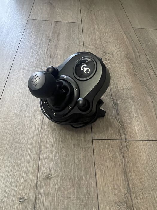 Logitech g920 + H Shifter