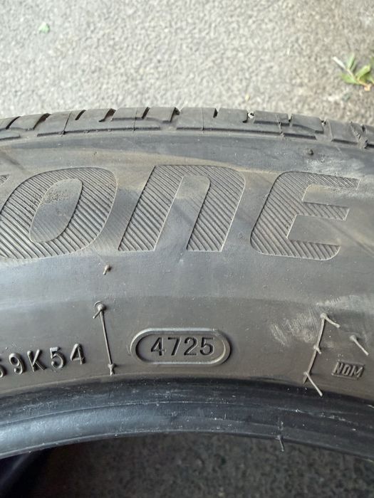 2 броя гуми Bridgestone  Dueler H/P Rft 245/50/19