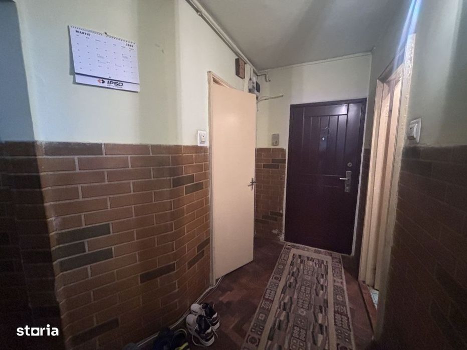 Apartament 4 camere | 80mp | Etaj 3/10 | Decomandat | Zona Primaverii