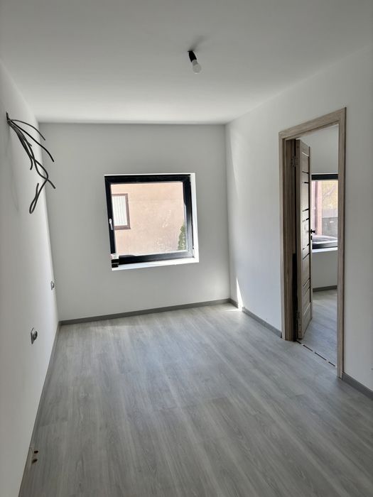 Casa 4 camere , 150 mp utili +Curte 210 mp.Zona||Lupeni