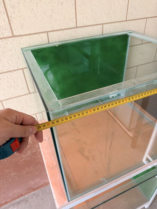 Аквариум сотилади