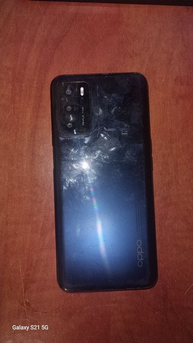 Vând telefoane pentru piese