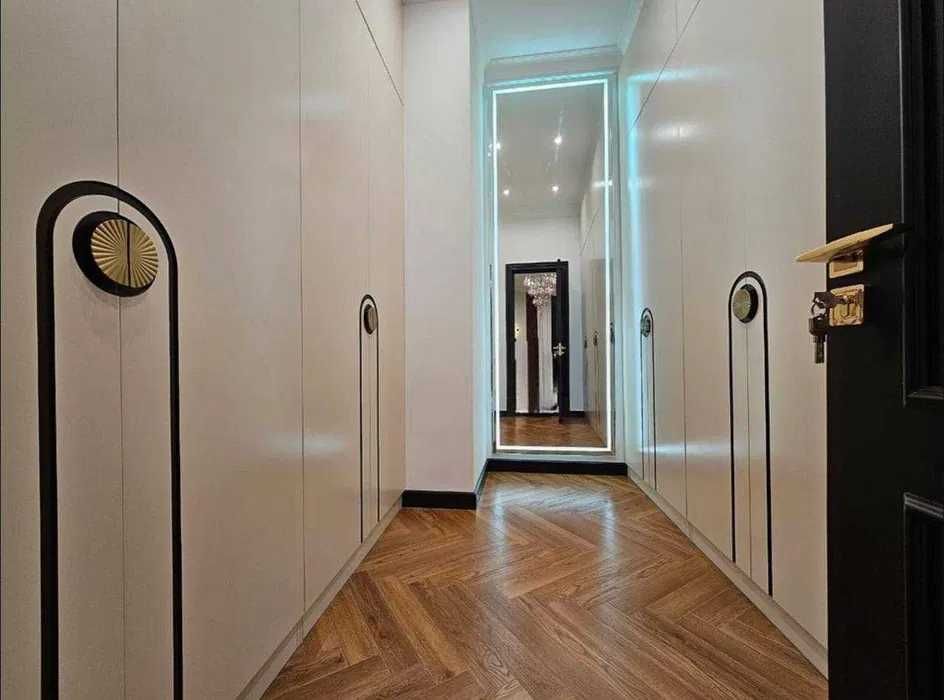 Сдаю Евродом 4,8-соток на Гостиница Россия, Гранд Мир Хотел