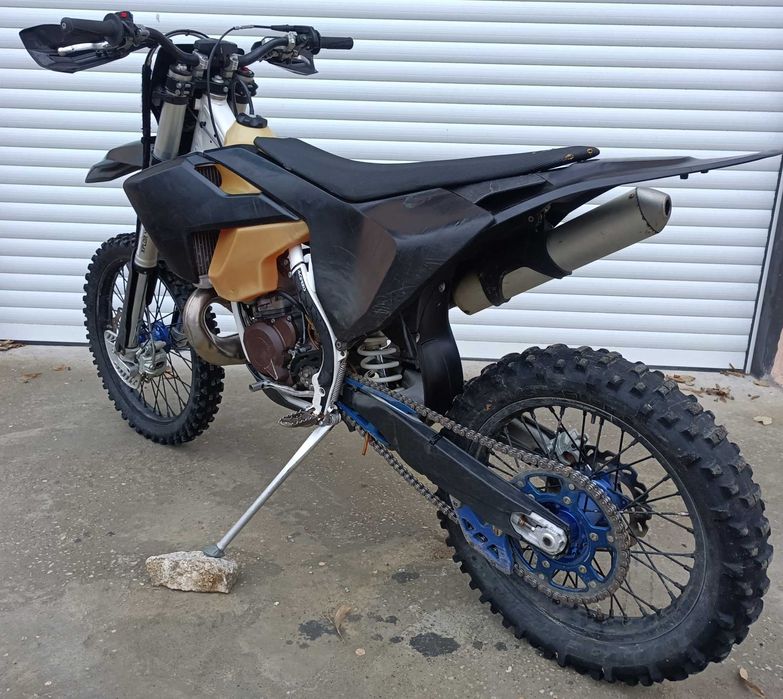 Husqvarna TE300 Регистриран