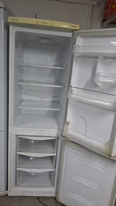 Продам холодильник
