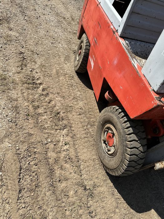 Мотокар Linde 1.5 тона Виличен изравнител