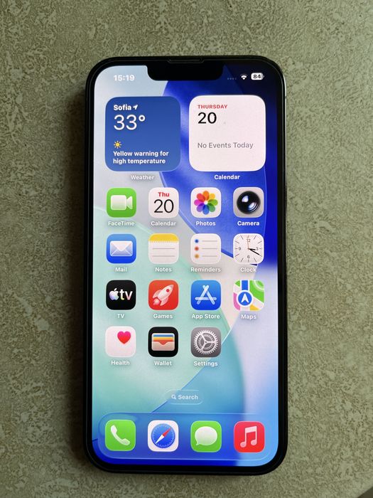 Продавам iPhone 13 Pro