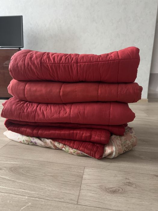 Продам ватные одеяло