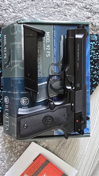 Pistol Airsoft Arc - Bereta M92FS Heavy Metal - manson metal