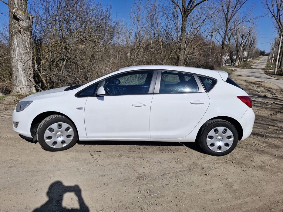 OPEL Astra 2010 — imagine 4