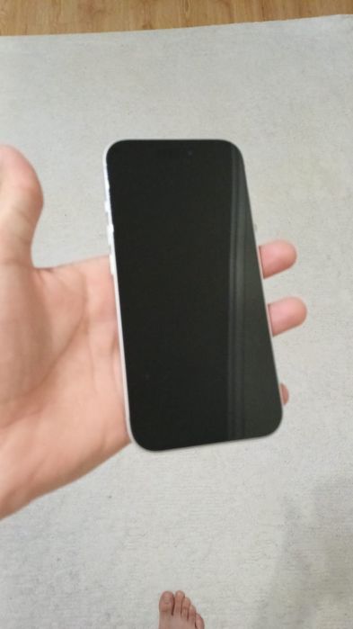 Айфон 16 в отличном состоянии