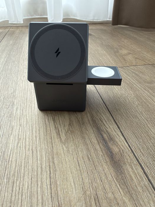 Безжично зарядно Anker 3-in-1 Cube MagSafe, Магнитно, 15W, Бързо зареждане, Сгъваемо, Черно