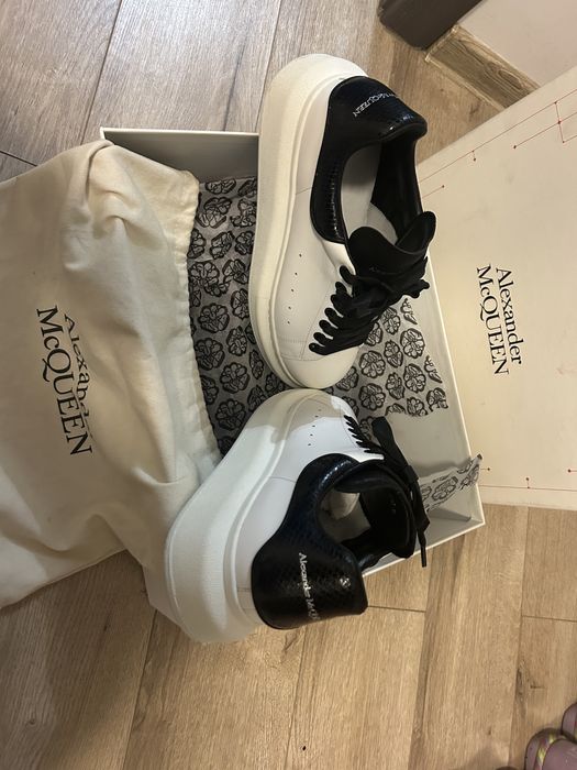 Alexander Mcqueen , marimea 42