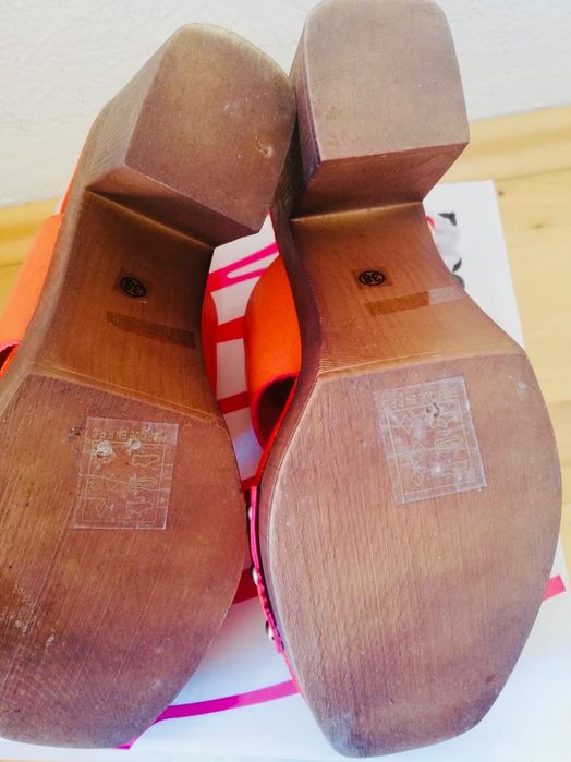 Сандали Moow НОВИ, естествена кожа, размер 38