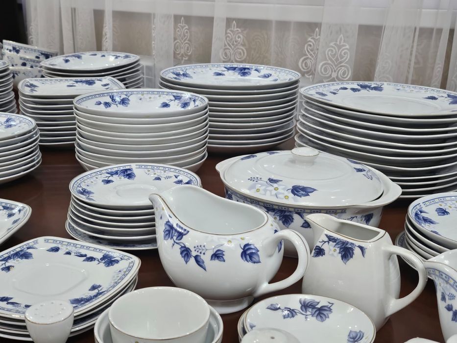 Чайно-столовый сервиз