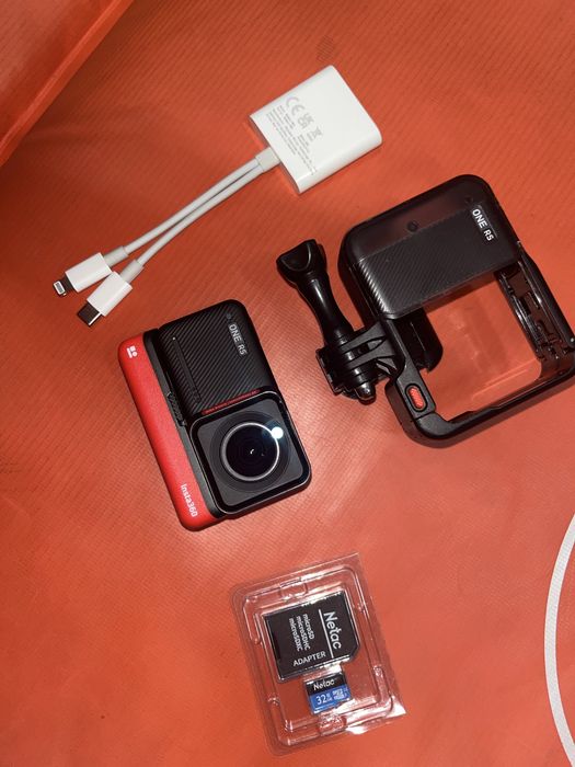 Insta360 one rs экшн камера