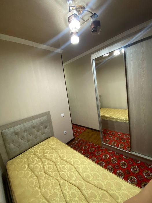 Продается своя 1 комнатная квартира переделанная в 2 в центре города