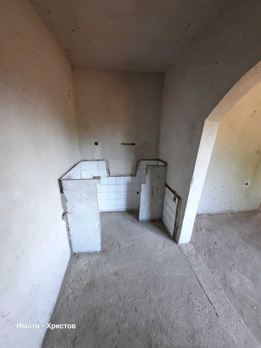 Продава се Къща в с. Златна нива, Област Шумен - 122 кв.м за 285 €/кв.м - Снимка #11