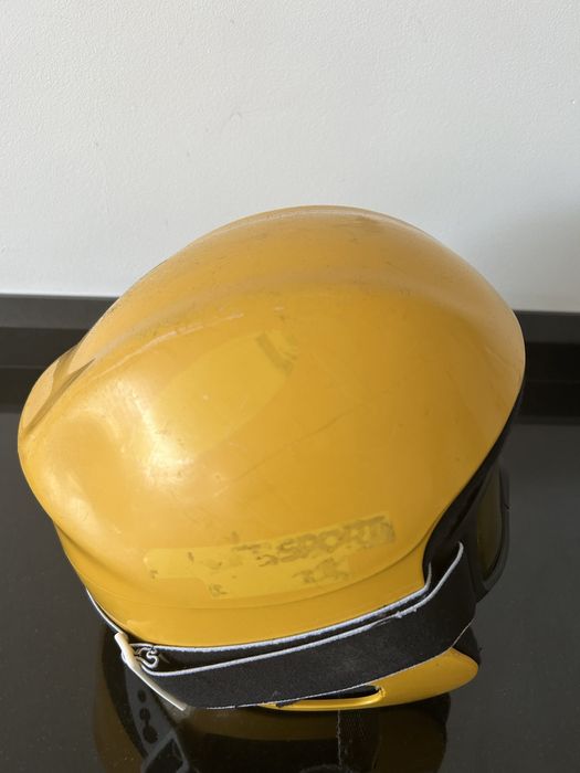 Ски каска + ски очила