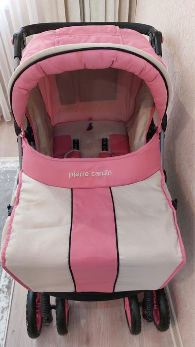 Коляска в отличном состояние