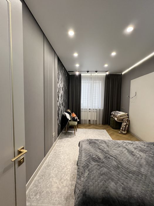 Продам 3 ком кв 130 м2 в жк Орталык