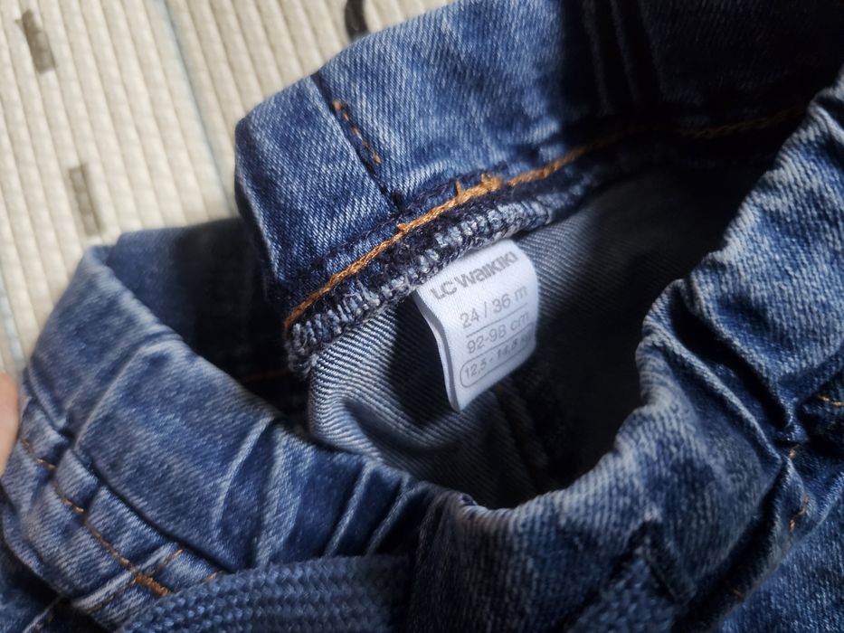 Лот дънки и панталони размер 98 | Дрехи Zara, Mango, LC Waikiki