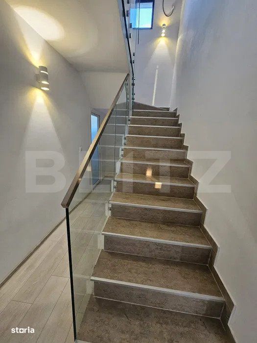Casa, 180 mp, 5 camere, parcare, curte 260 mp, zona Veteranilor