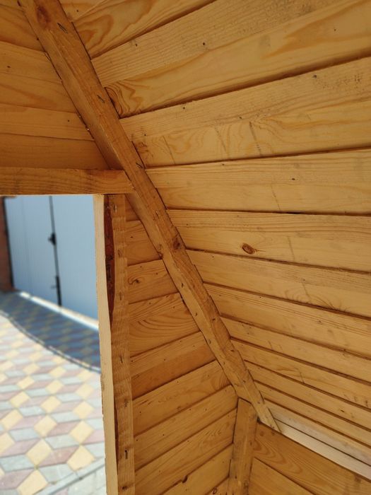 Туалет деревянный