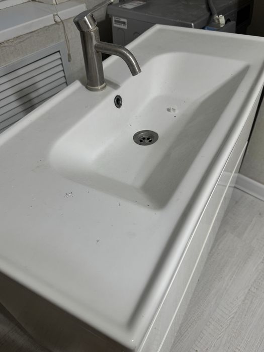 Продам тумбу и раковину