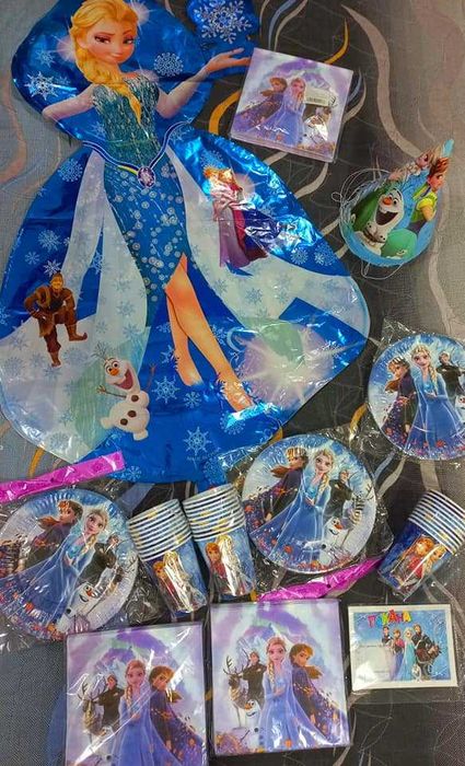 Украси- Блуи,Спайдърмен ,Барби ,Замръзналото кралство ,Тик Ток,Миньони