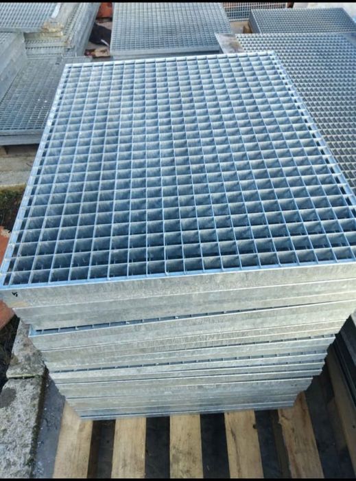 Grătare zincate galvanizate