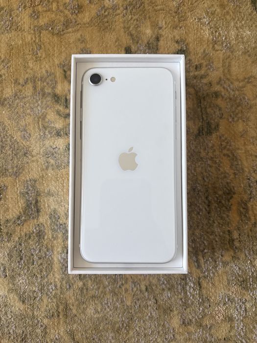 Iphone se 2020+провод с наушниками