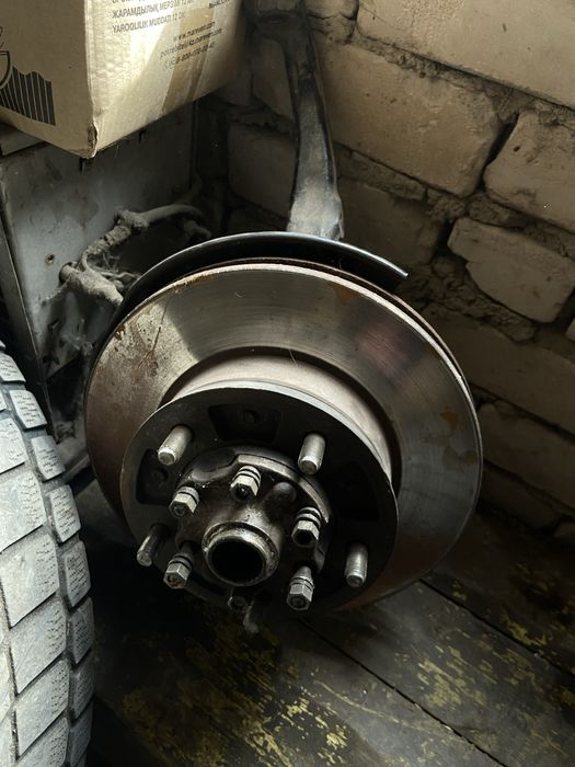 Ступица в сборе Lexus 470 LC100