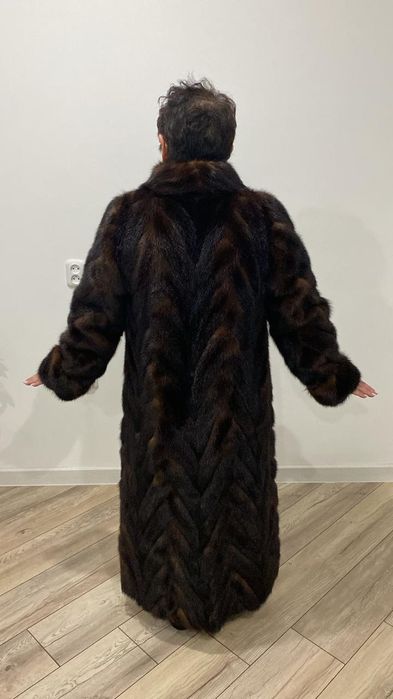 Продам шубу норковою