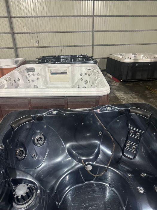 Jacuzzi ARTESIAN SPAS- Platinum Elite- 5-6 persoane -Sistem sunet