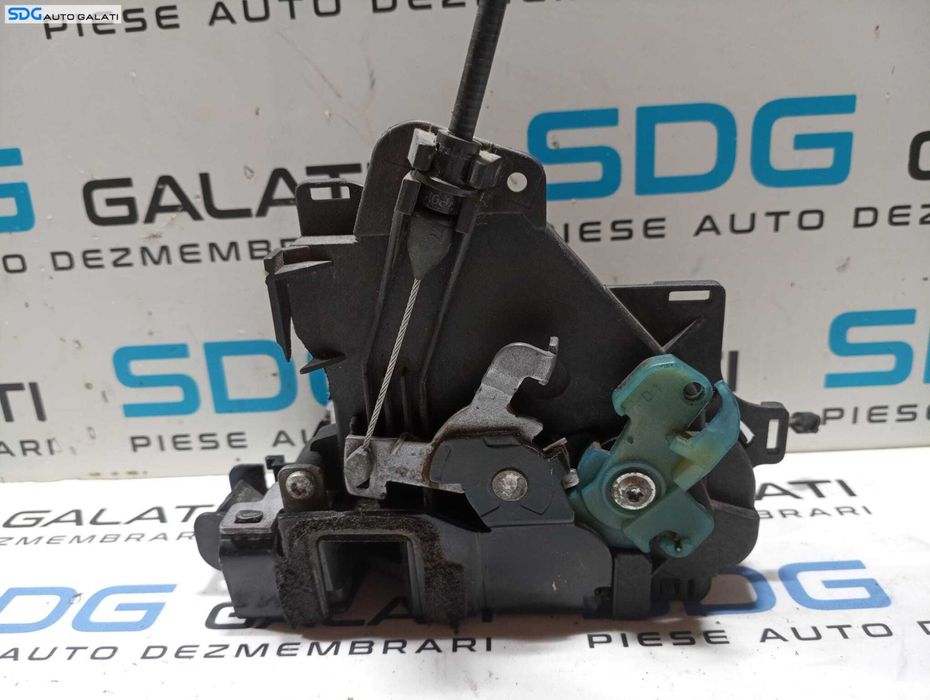 Broasca Incuietoare Usa Portiera Dreapta Fata Volkswagen Transporter T5 2004 - 2010 Cod 3B1837016BR [M4778]