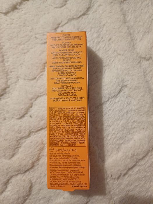 Новя слънцезащита Vichy capital soleil SPF 50 15