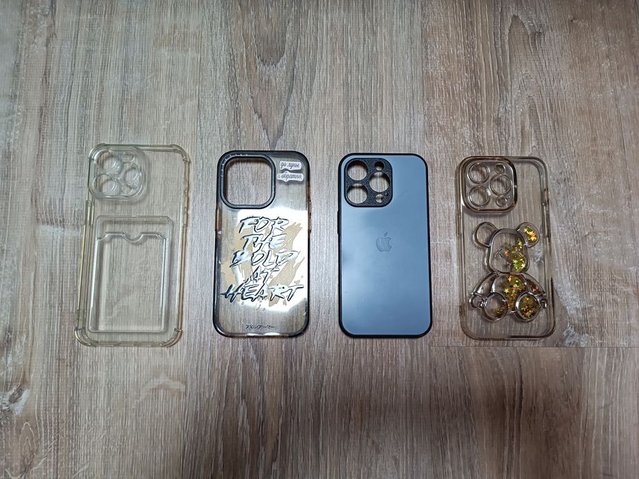 Продам чехлы на айфон 14 про