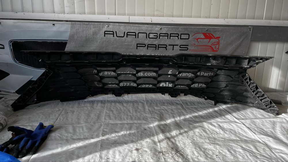 Kia Sportage 5 2022 предна решетка