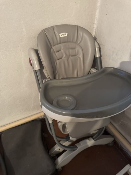 Продам стульчик для кормления