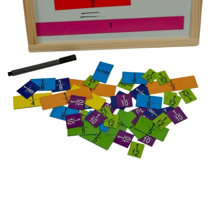 Tabla de scris din lemn cu fractii matematice, pentru copii