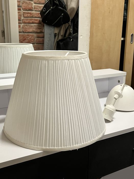 Vand abajur plus cablu Ikea 40 Ron Brasov sau imprejurimi