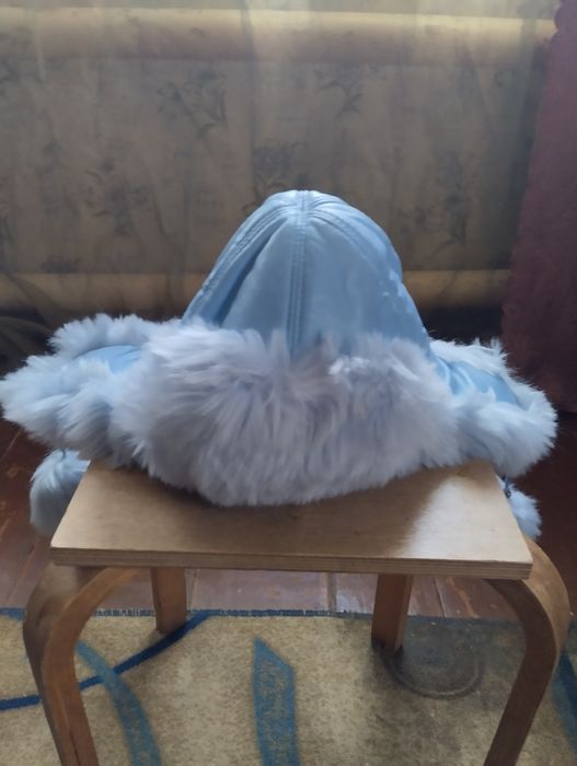 Продам шапку "Унисекс'"