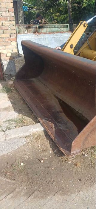 Продавам селскостопански инвентар