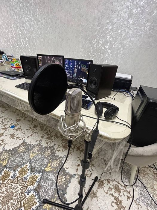 Продаётся студийный микрофон Alctron MC003S