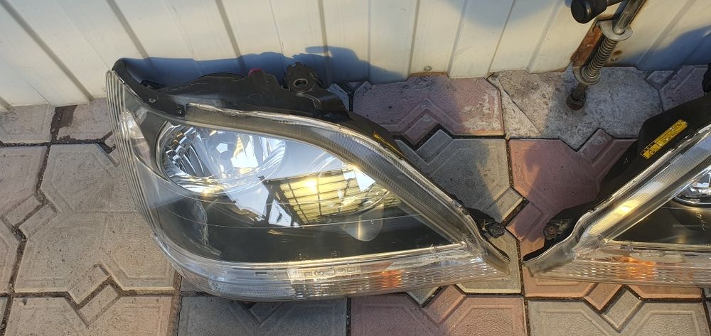 Оптика на Лексус рх 300,330.