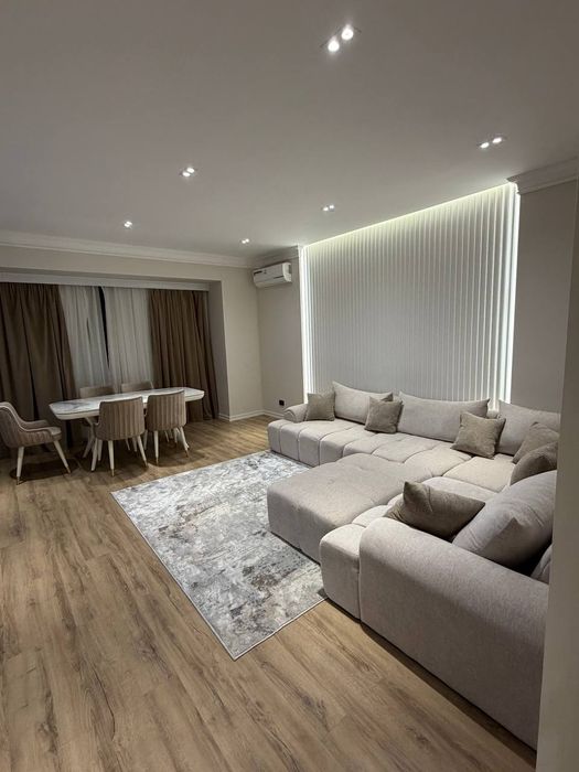 Квартира продается 3/8/10 на Чехова