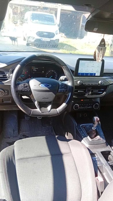 FORD Focus 2019 — imagine 5
